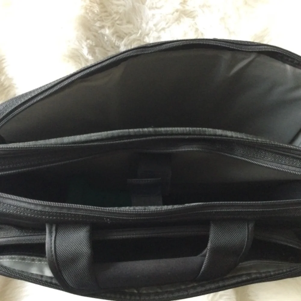 DELL Nylon Laptop Notebook Black Carrying Case